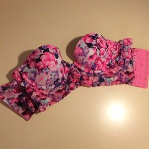 Floral bra in corset style